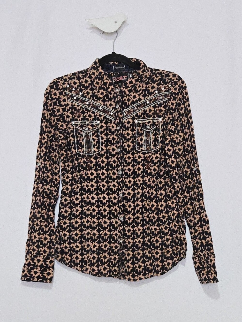 Roar Signature Long-Sleeve Western Shirt - Boho-Chic meets Cowgirl - Size M